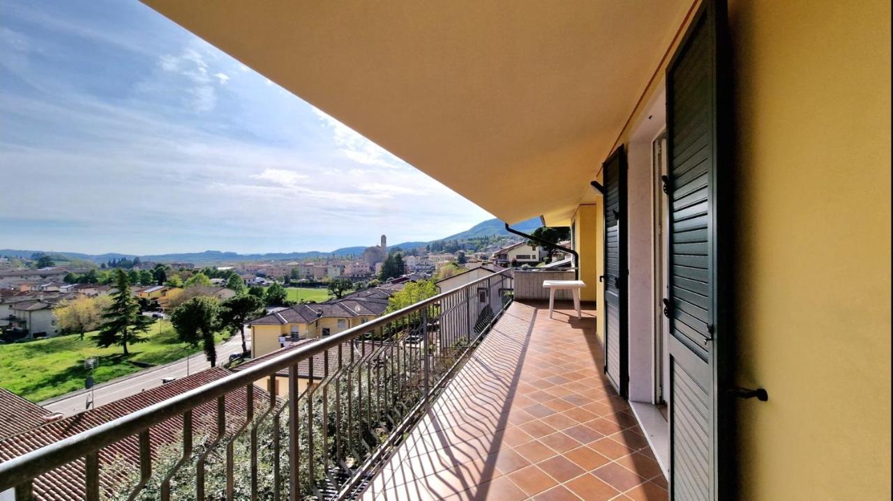 Ferienwohnung Ca' Degli Ulivi Caprino Veronese Exterior foto