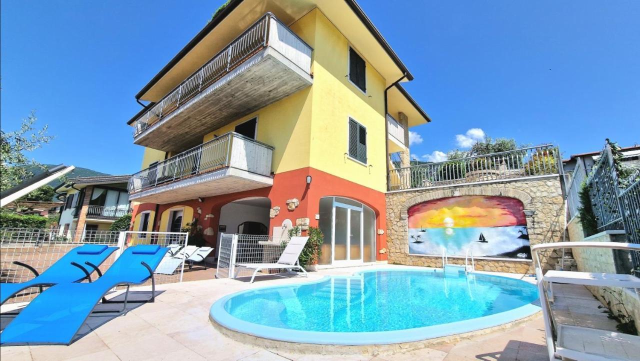 Ferienwohnung Ca' Degli Ulivi Caprino Veronese Exterior foto