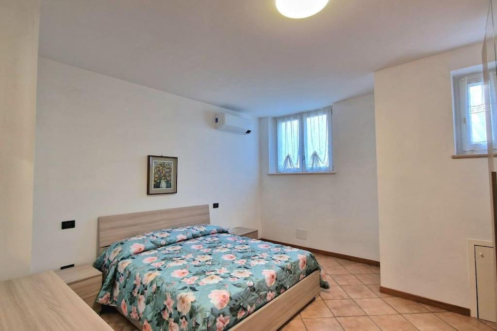 Ferienwohnung Ca' Degli Ulivi Caprino Veronese Exterior foto