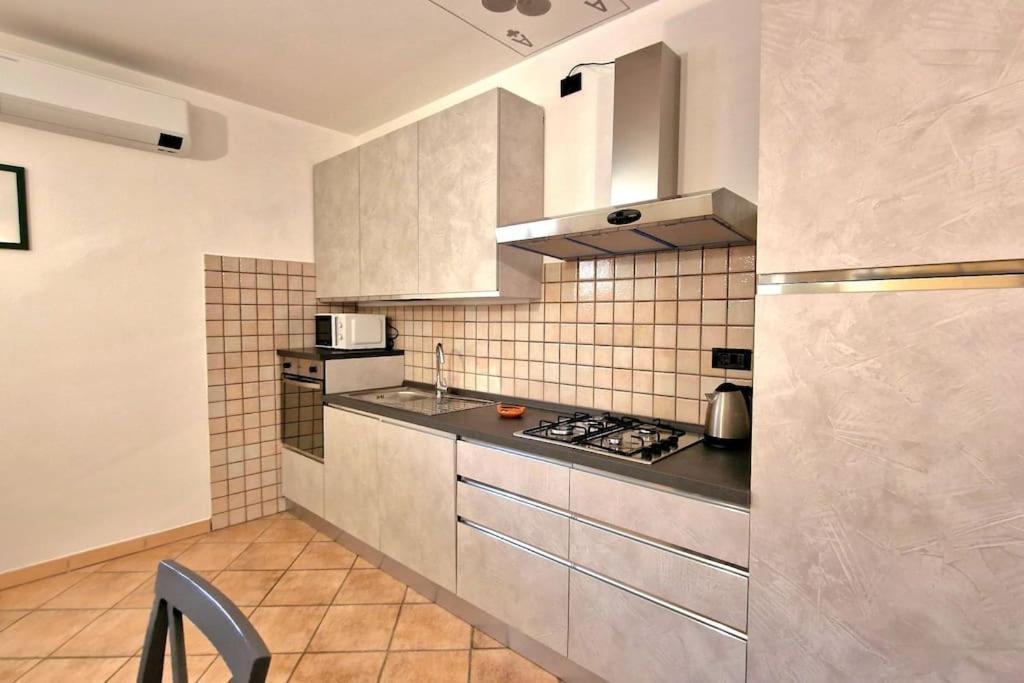 Ferienwohnung Ca' Degli Ulivi Caprino Veronese Exterior foto