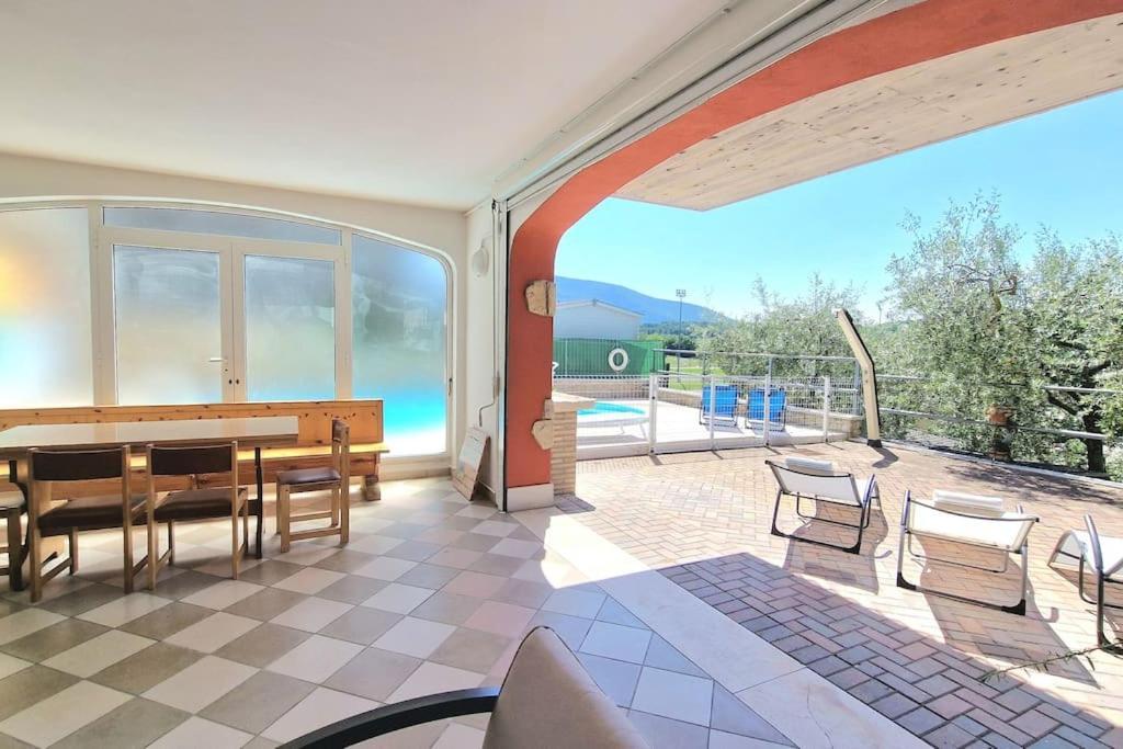 Ferienwohnung Ca' Degli Ulivi Caprino Veronese Exterior foto