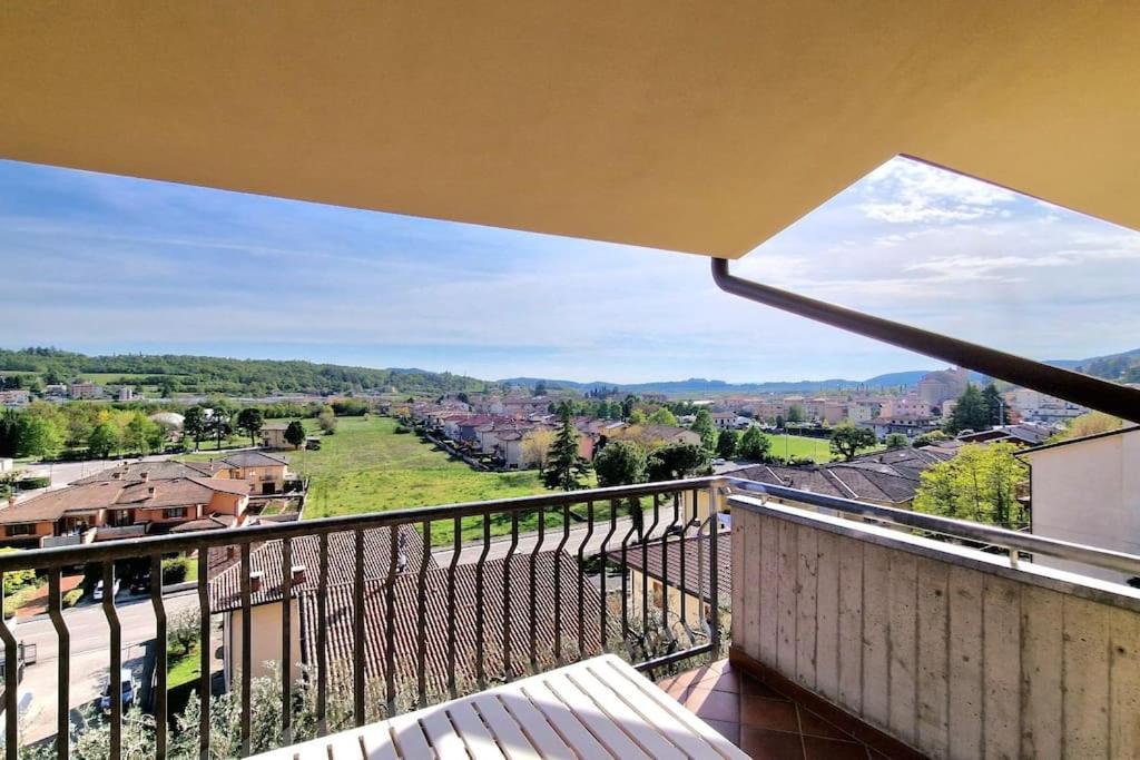 Ferienwohnung Ca' Degli Ulivi Caprino Veronese Exterior foto